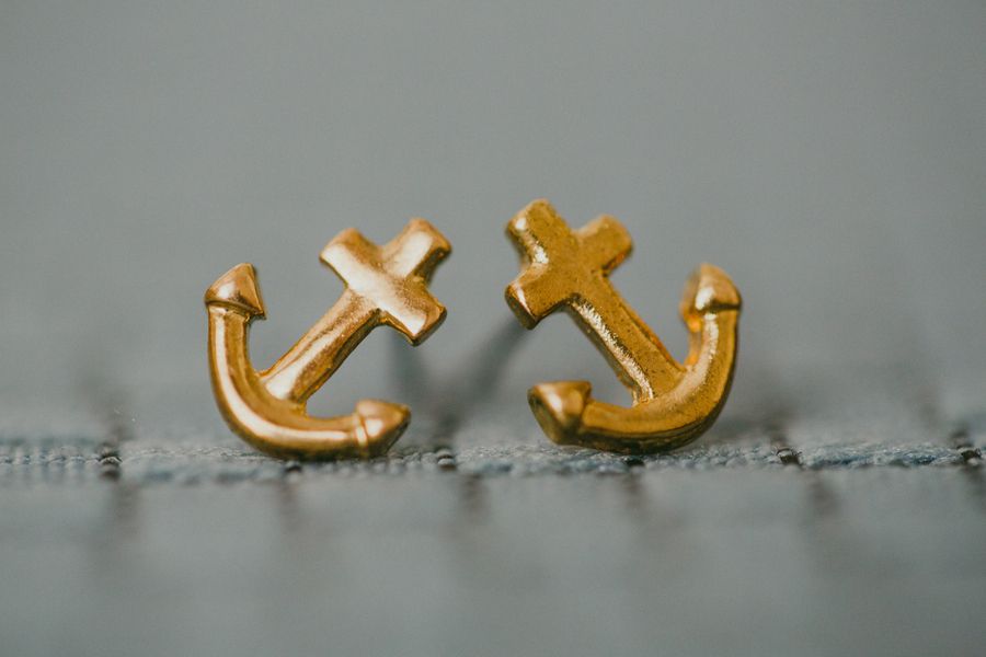 gold ancho earrings
