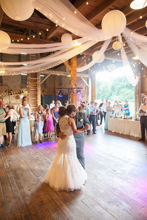 barn wedding reception ideas