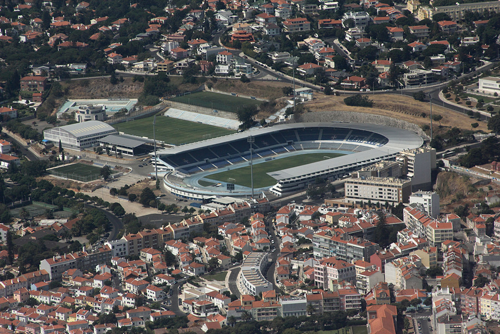 1280px-Lisboa_Estadio_do_Restelo_Belem_September_2013_aerial_view_zpsnninzkaj.png