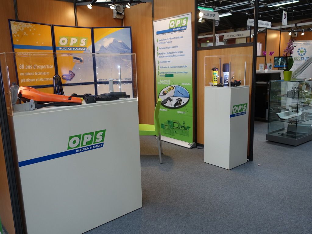 stand OPS Plastique
